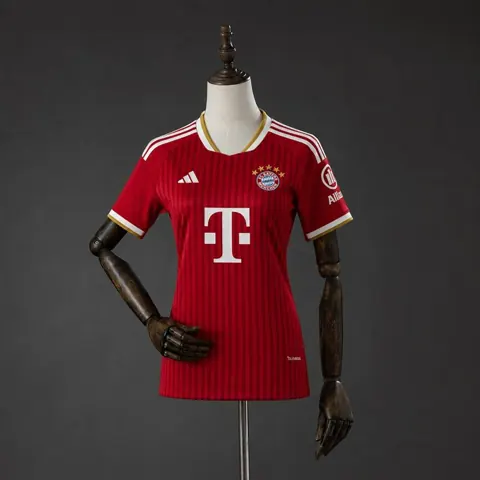 Camisa Bayern de Munique I 26/27 Feminina