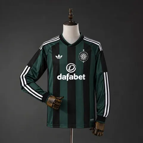 Camisa Celtic II 26/27 Manga Longa