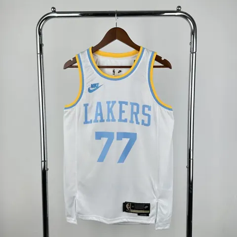 Regata Los Angeles Lakers Luka Doncic Branca Edição Clássica